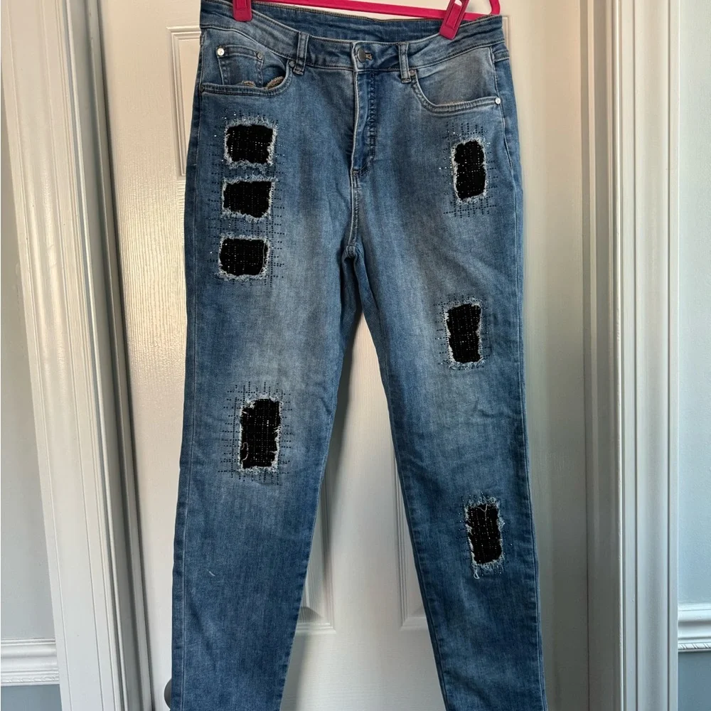 Joseph Ribkoff Rhinestone & Patch Work Cropped Jeans - Picture 2 of 7